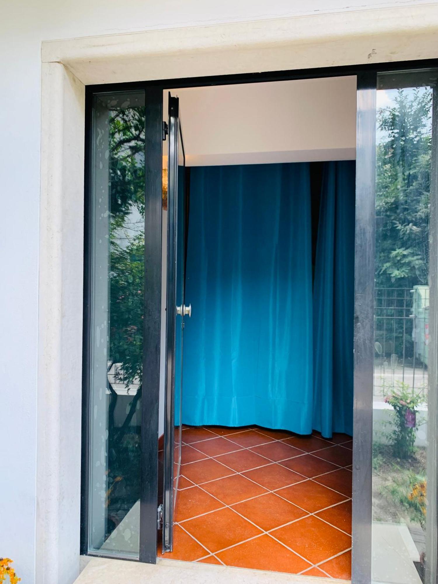Venice Apartment *